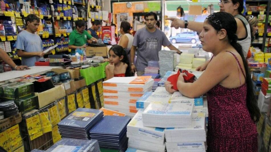 Canasta escolar, útiles escolares, NA