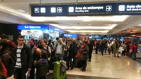 El Gobierno dictó conciliación obligatoria en el paro de pilotos y habrá vuelos en el inicio de las vacaciones de invierno