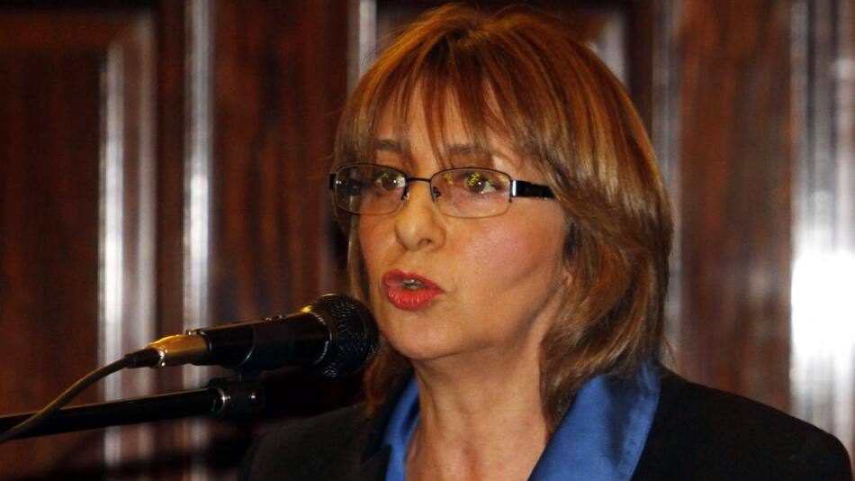 Alejandra Gils Carbó