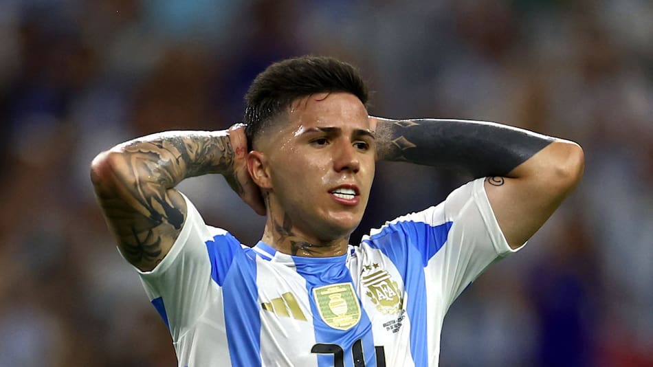 Enzo Fernández fuera de la Selección Argentina. Foto: Reuters.