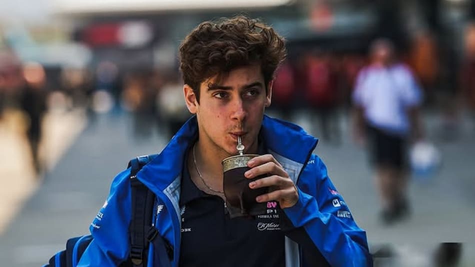 Franco Colapinto vaticinó que "se vienen cosas mejores". Foto: Instagram @francolapinto