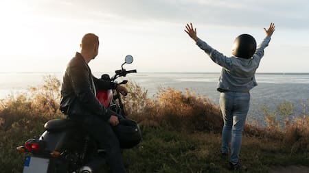 Moto; rutas; viajes. Foto: Freepik.