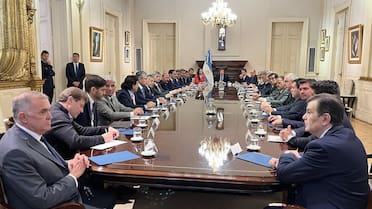 Javier Milei se reúne con los gobernadores en Casa Rosada: quiénes participan y qué temas se tratarán