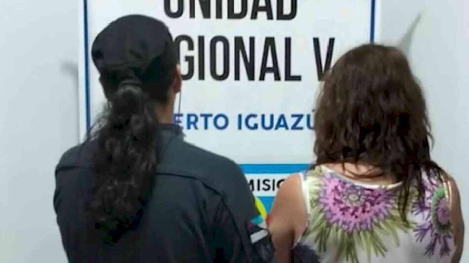 Mujer detenida en Misiones por hacer compras con una tarjeta de crédito que encontró. Foto: Gentileza misionesonline.net.