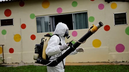 Fumigación. Foto: Reuters.