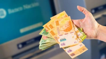 Cajero, economía argentina. Foto: Télam