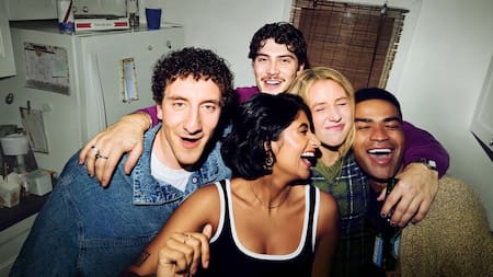 Adults, la nueva serie de Disney +. Fuente: Disney + /FX