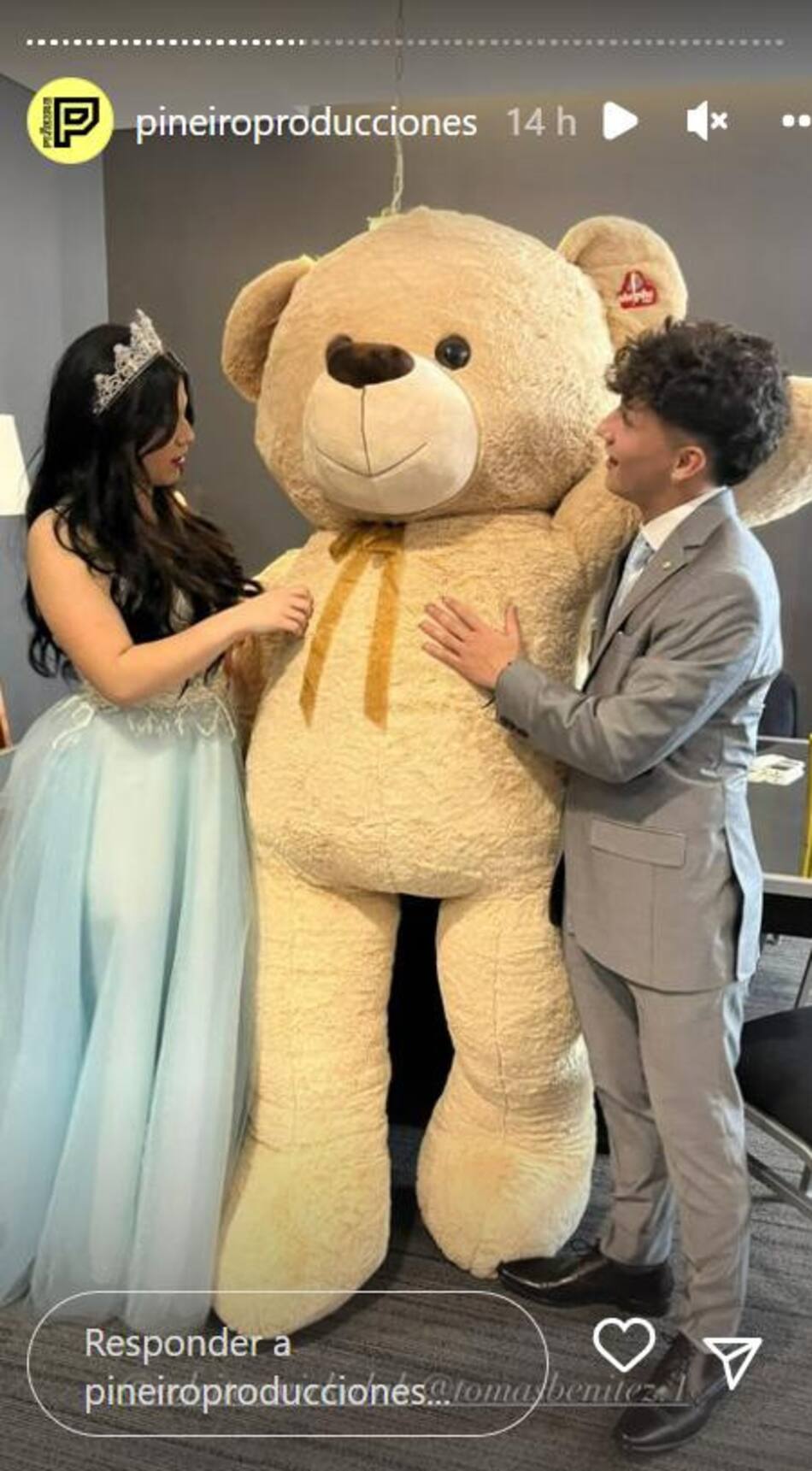El regalo de su novio. Foto: Instagram/pineiroproducciones