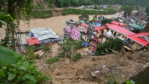 Alud y destrozos en India: rescatistas siguen sacando cuerpos de los escombros tras confirmarse al menos 57 muertes