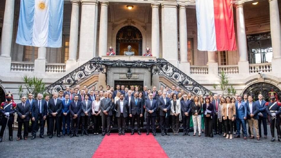 Gabriel Boric con empresarios en Argentina, NA