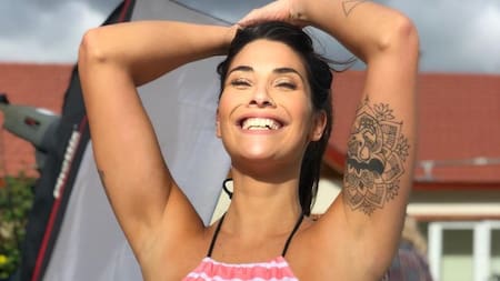 Las olas, el viento y el video de Ivana Nadal en el mar: "Bancando la posta"