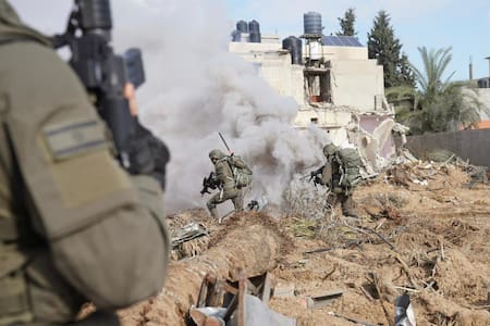 Soldados israelíes en la Franja de Gaza; guerra Israel-Hamás: Foto: X @idfonline