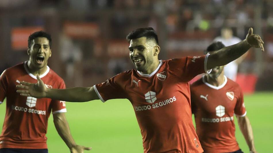 Superliga, Festejo de Silvio Romero para Independiente ante San Lorenzo, AGENCIA NA