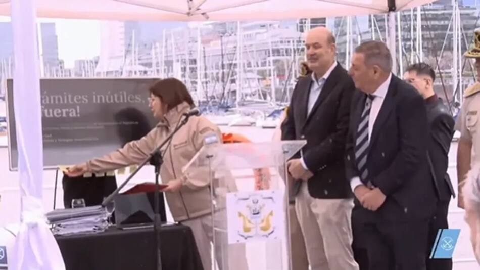 Patricia Bullrich imitó a Javier Milei en un acto con Sturzenegger. Foto: Captura de video.