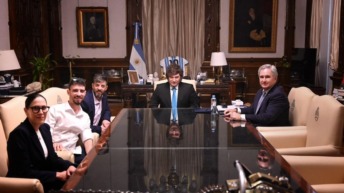 El canciller Pablo Quirno acompañó al presidente en el encuentro.