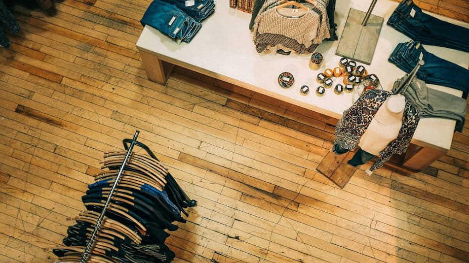 Tienda outlet. Foto: Unsplash.