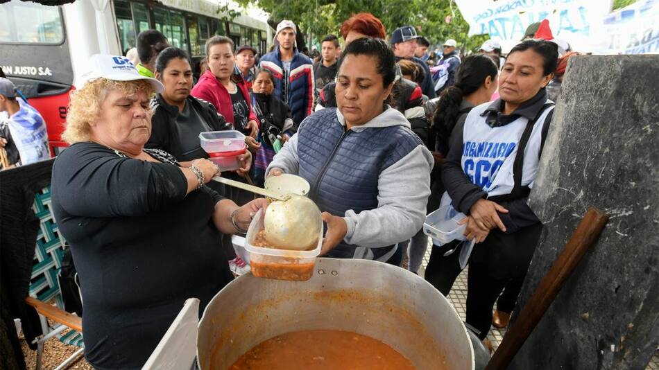 Caos en la Ciudad: ollas populares y protestas en las calles, NA