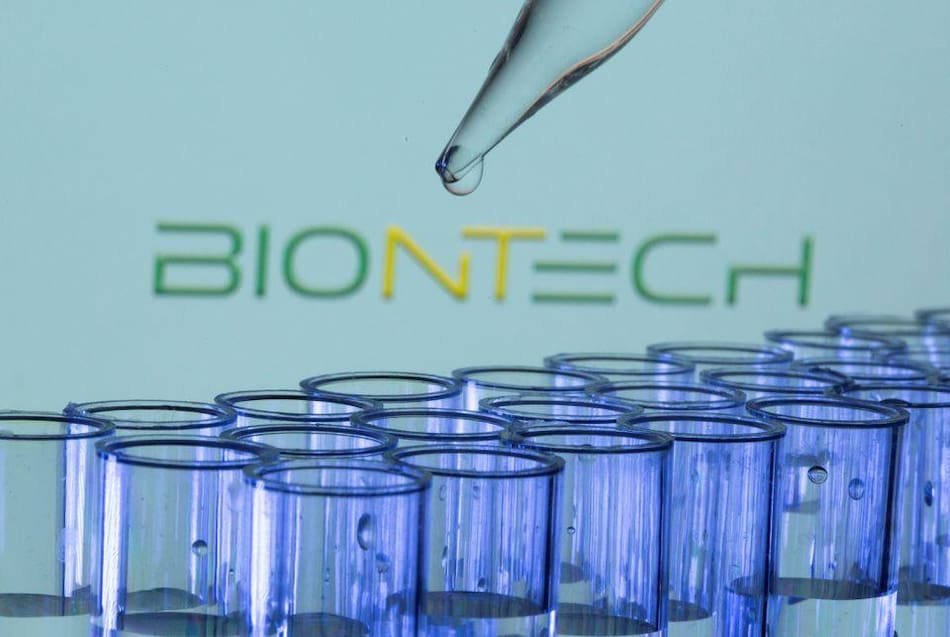 BioNTech, vacunas covid-19, Reuters