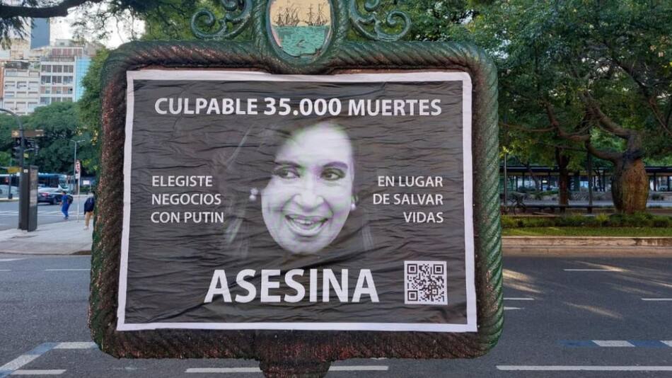 Afiches contra Cristina Fernández de Kirchner, Foto NA