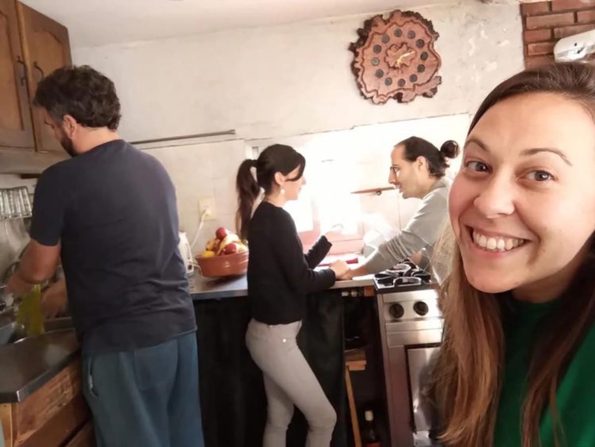 Cecilia Figlioli, vive con dos novios, Juan Pablo y Sebastián