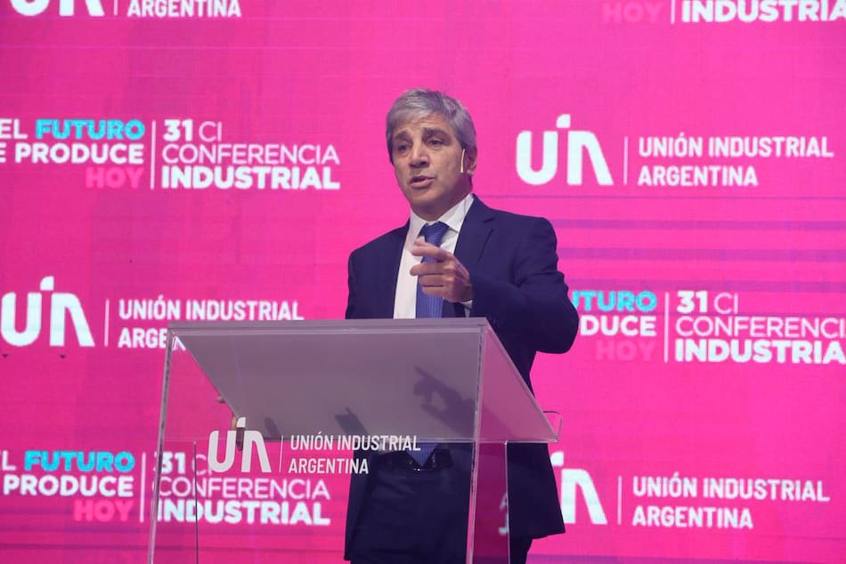 luis caputo ministro de economía de argentina