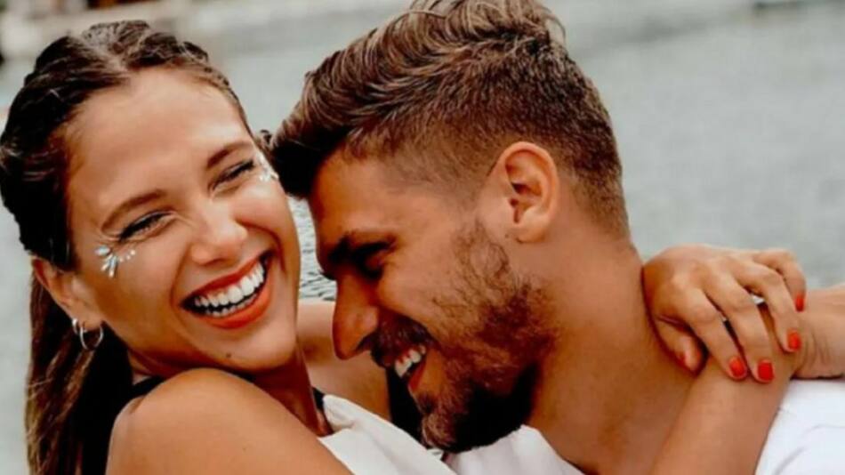 Barbie Vélez junto a su novio. Foto: NA.