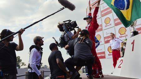 La producción detrás de "Senna". Foto: Prensa Netflix.