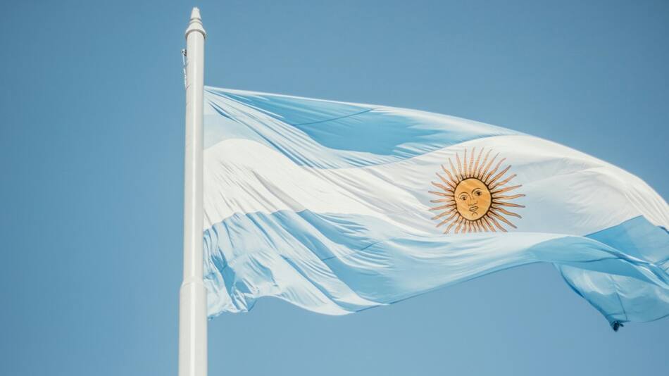 Bandera argentina. Foto: Unsplash.