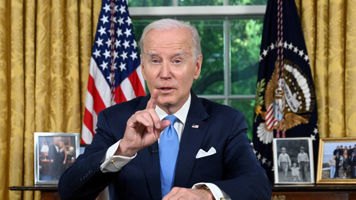 Joe Biden promulgó la ley que evita el default en Estados Unidos. Foto: Reuters.