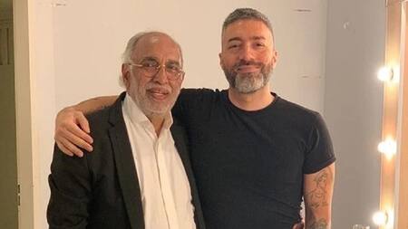 González Oro con su novio