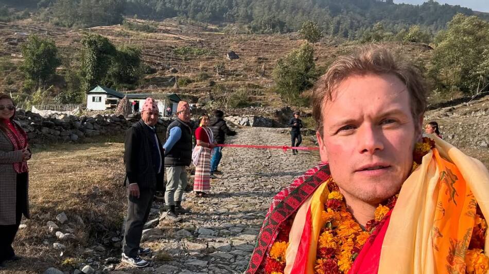 Sam Heughan de Outlander con su organización "My Peak Challenge". Foto: Instagram.