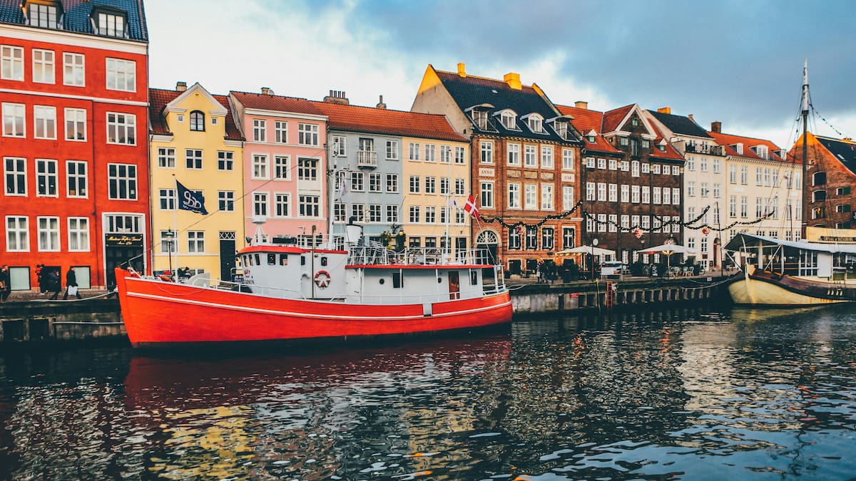 Copenhague, capital de Dinamarca.