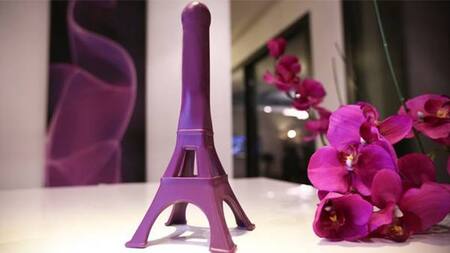 Vibrador con forma de Torre Eiffel