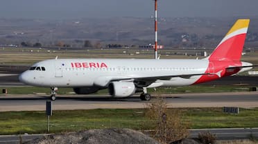 Seis aerolíneas suspendieron sus vuelos hacia Venezuela tras la advertencia de EEUU: qué está pasando