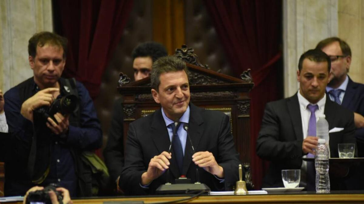 Congreso: juraron los 130 nuevos diputados y designaron a Sergio Massa como presidente de la Cámara baja, Twitter Diputados