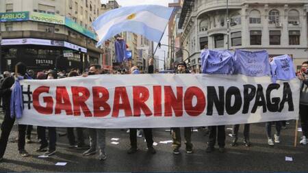 Protesta de trabajadores de Garbarino