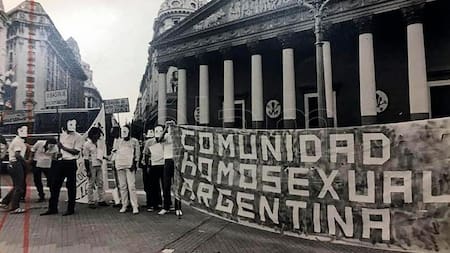 Primera marcha del orgullo. Foto: Télam