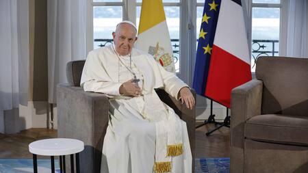 Papa Francisco en Marsella. Foto: EFE.
