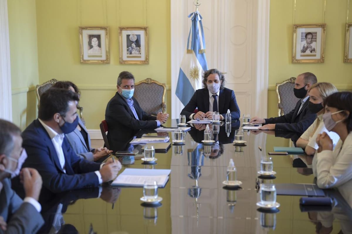 Santiago Cafiero, Sergio Massa, Martín Guzmán, NA