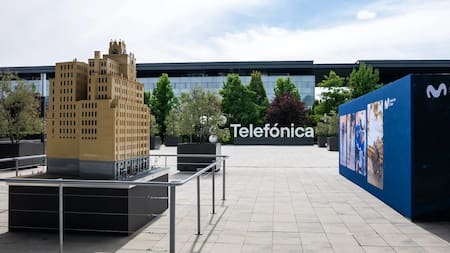 La última etapa de la Vuelta a España celebró el centenario de Telefónica. Foto: Telefónica.