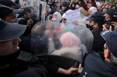 Dia Internacional de la Mujer en Argelia, Reuters.