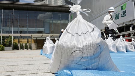 Bolsa de tierra enviada de Fukushima a Tokio para reciclaje pionero