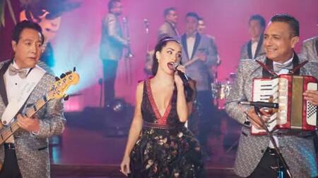 Lali Esposito y Los Ángeles Azules