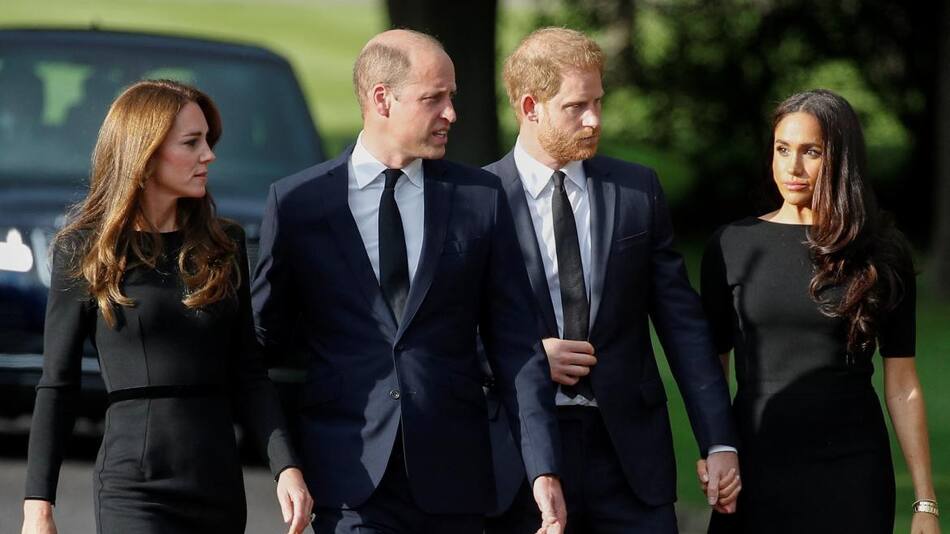 Harry y Meghan se mostraron en el castillo de Windsor. Foto: REUTERS