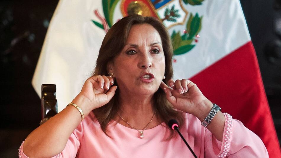 Dina Boluarte, presidenta de Perú. Foto: Reuters.