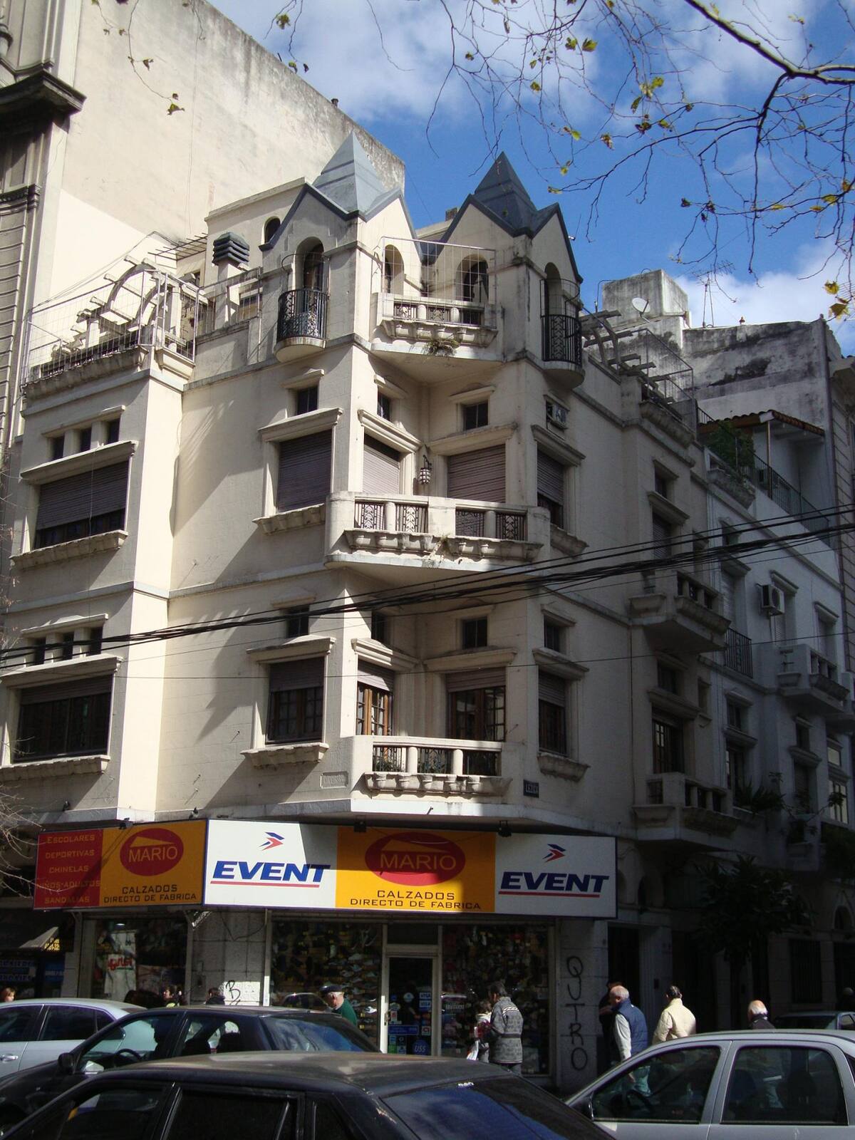 El edificio húngaro en Almagro. Fuente: Facebook / Cúpulas de Buenos Aires