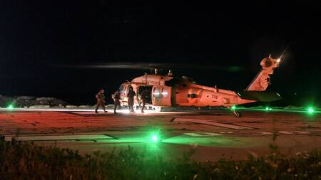 Helicóptero con víctimas del ataque de Hezbollah con drones en Haifa. Foto: Reuters.