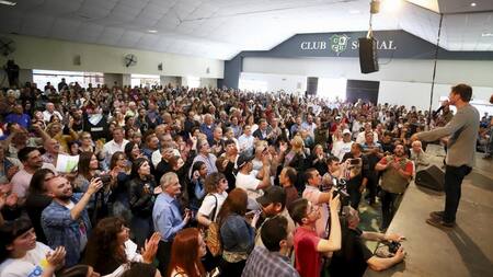 Axel Kicillof en Brandsen, NA
