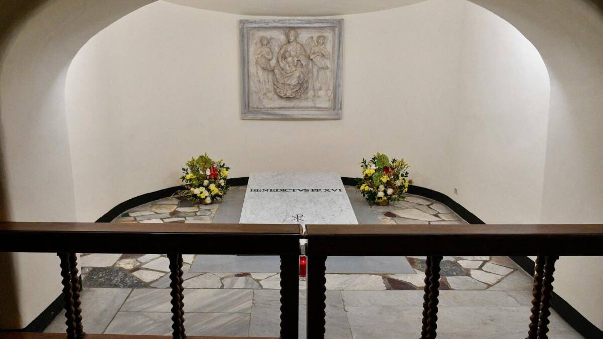 Tumba papa Benedicto Foto Reuters