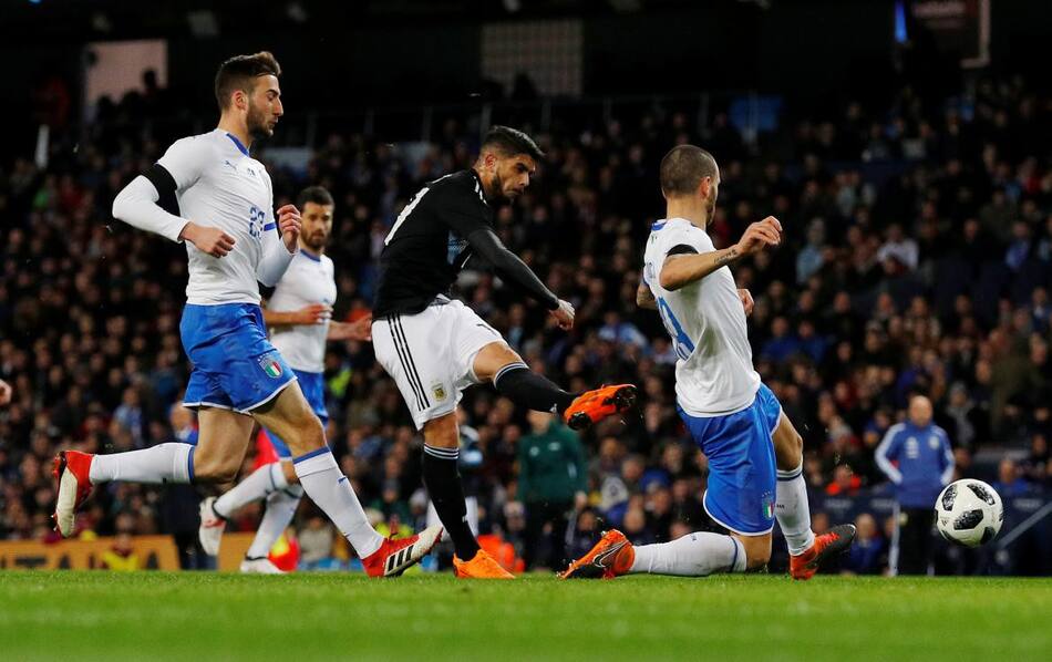 Argentina vs Italia - Amistoso Mundial Rusia - gol de Banega - Reuters